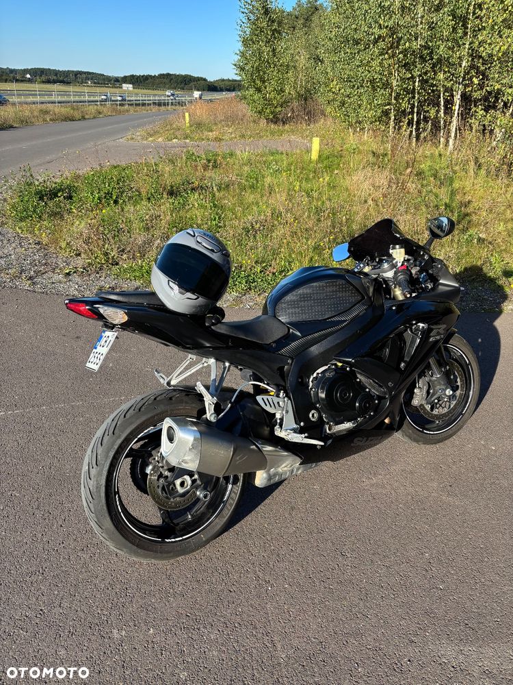 Suzuki GSX-R - 7