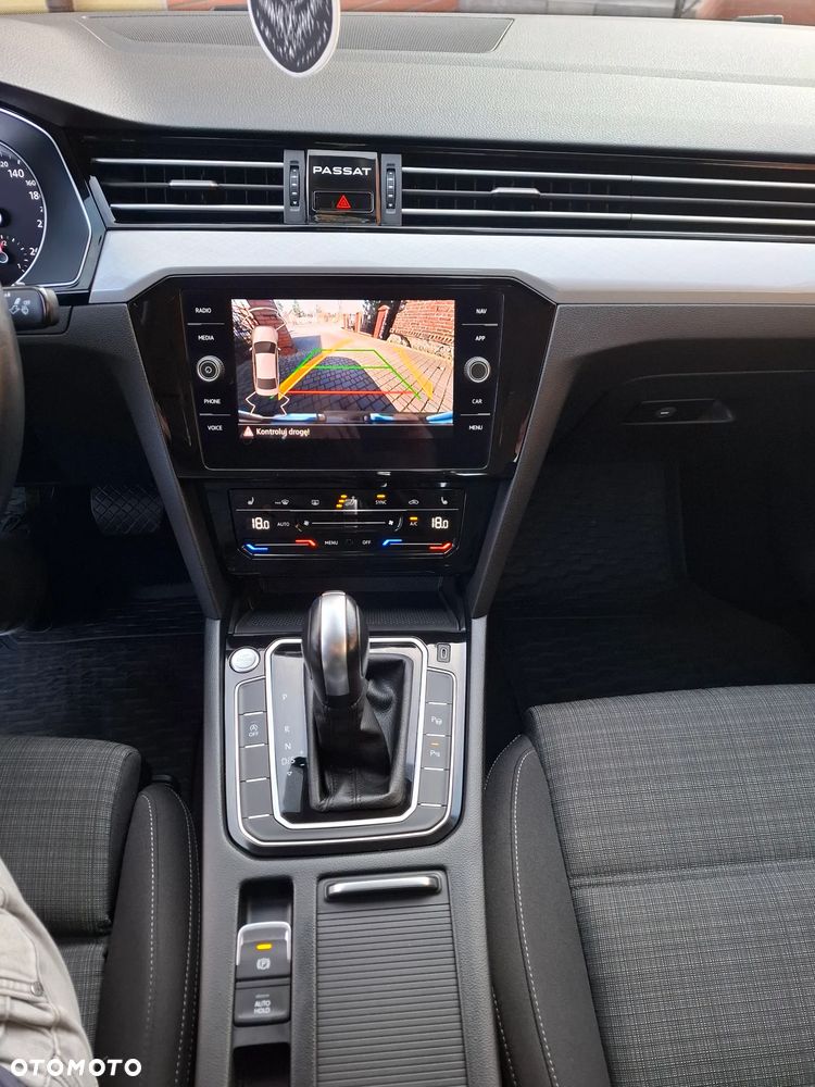 Volkswagen Passat 1.5 TSI EVO Business DSG - 17