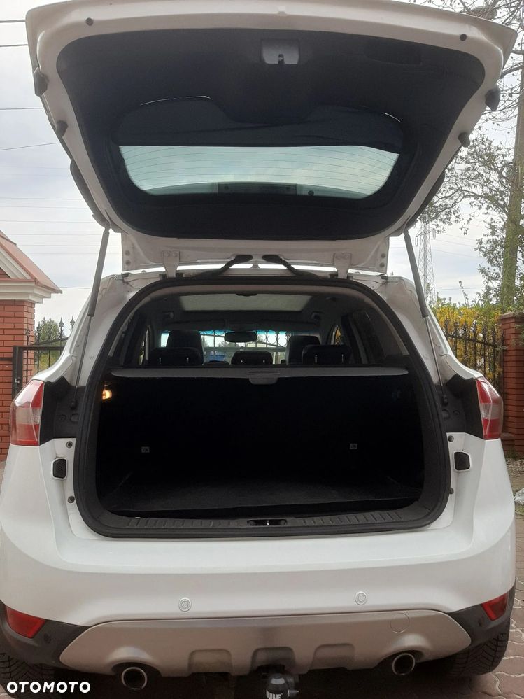 Ford Kuga 2.5 4x4 White Magic - 6