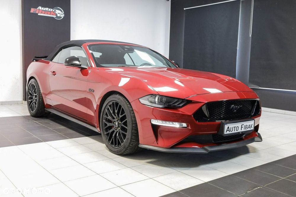 Ford Mustang 5.0 V8 GT - 2