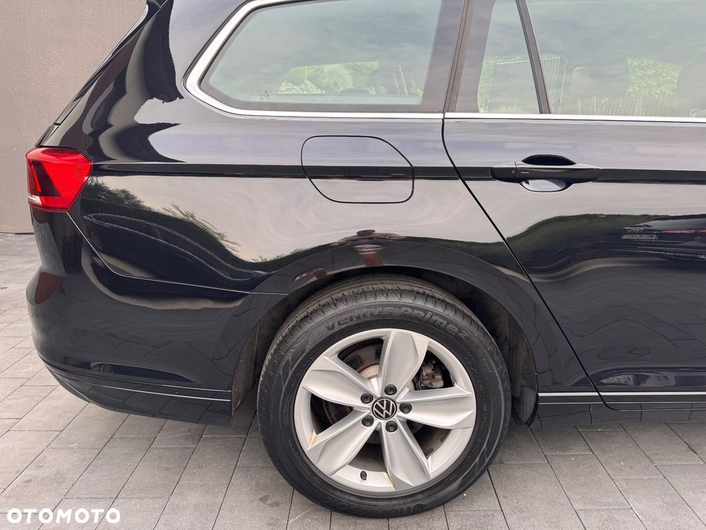 Volkswagen Passat 2.0 TSI Business DSG - 23