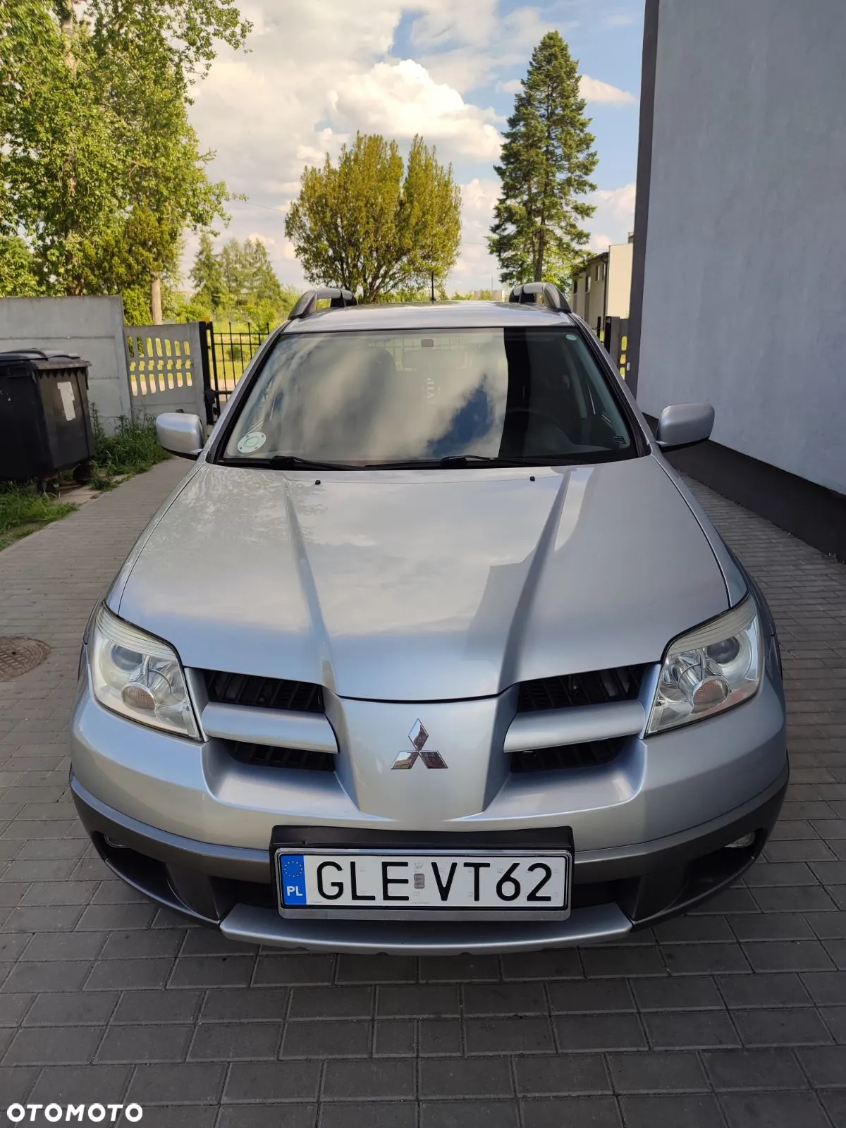 Mitsubishi Outlander 2.4 Intense (lea) - 2