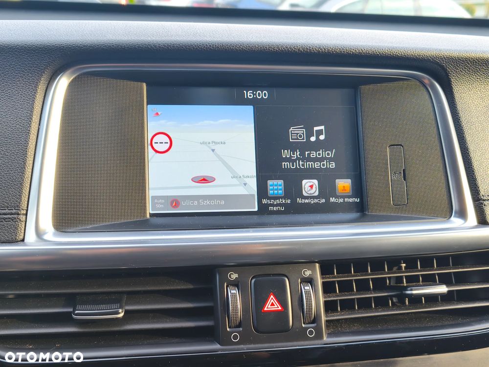 Kia Optima - 22