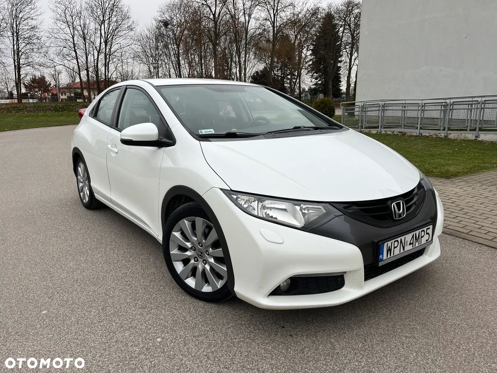 Honda Civic 1.8 i-VTEC Executive - 9