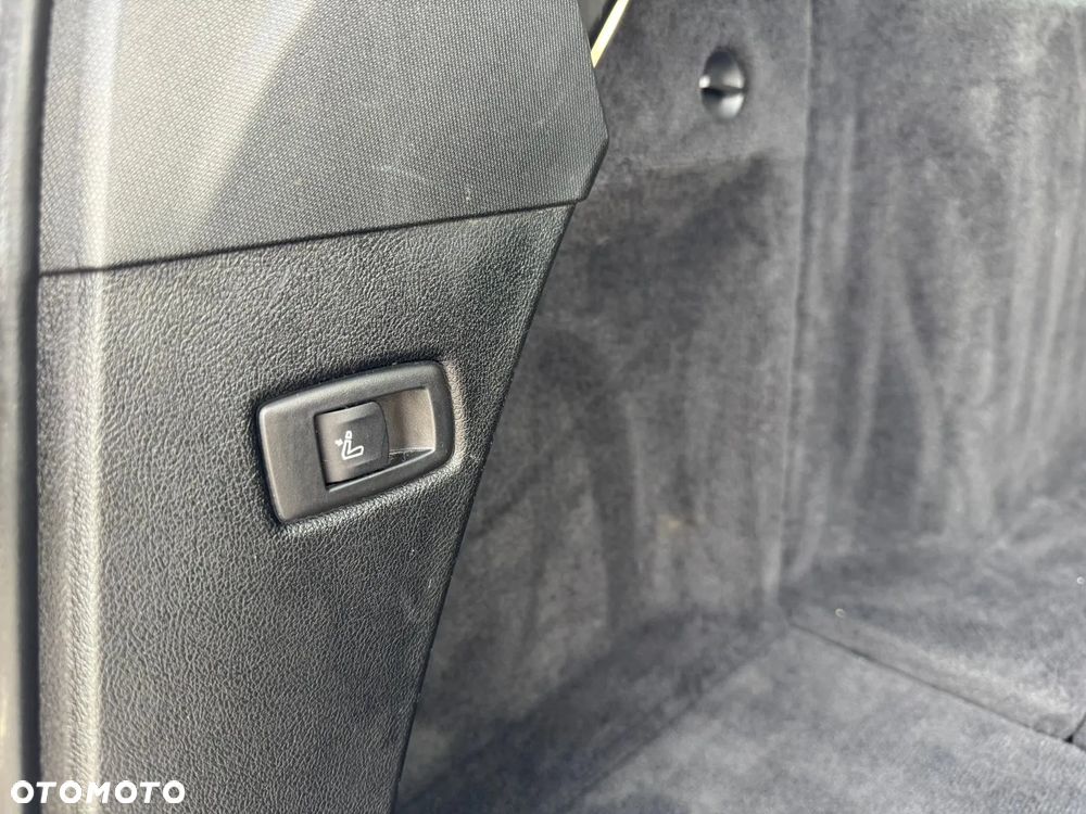 BMW Seria 5 520d xDrive M Sport sport - 26