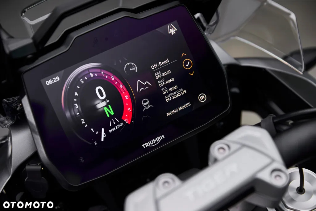 Triumph Tiger - 9