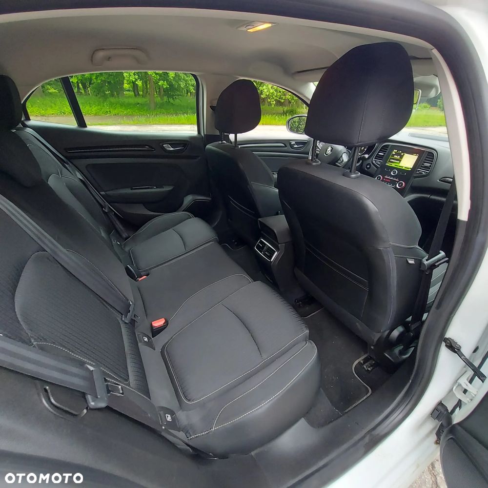 Renault Megane ENERGY TCe 100 INTENS - 16