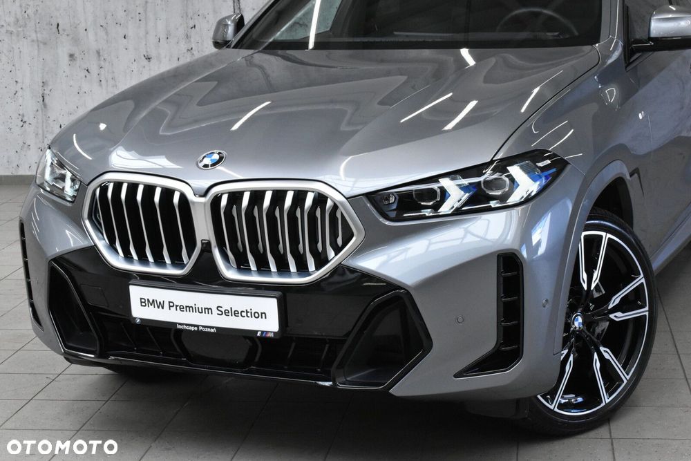 BMW X6 xDrive40d mHEV - 32