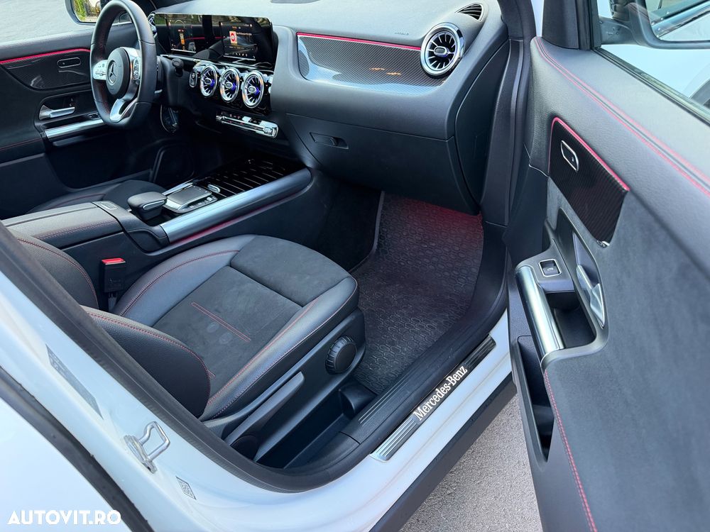 Mercedes-Benz GLA - 4