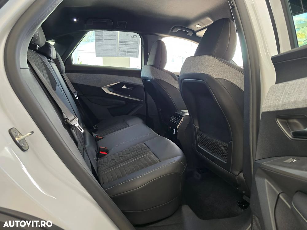 Peugeot 3008 1.2 Hybrid 145 e-DCS6 GT - 21