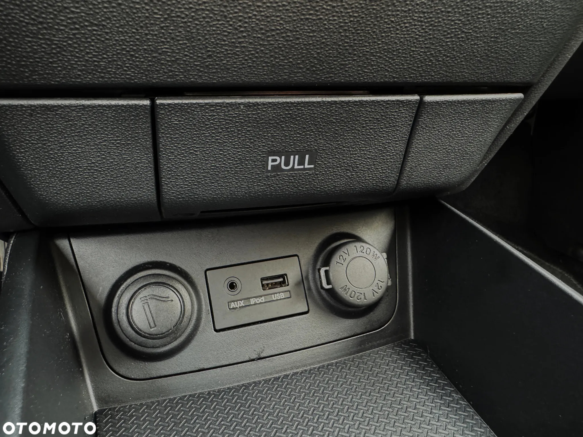 Hyundai i30 - 23