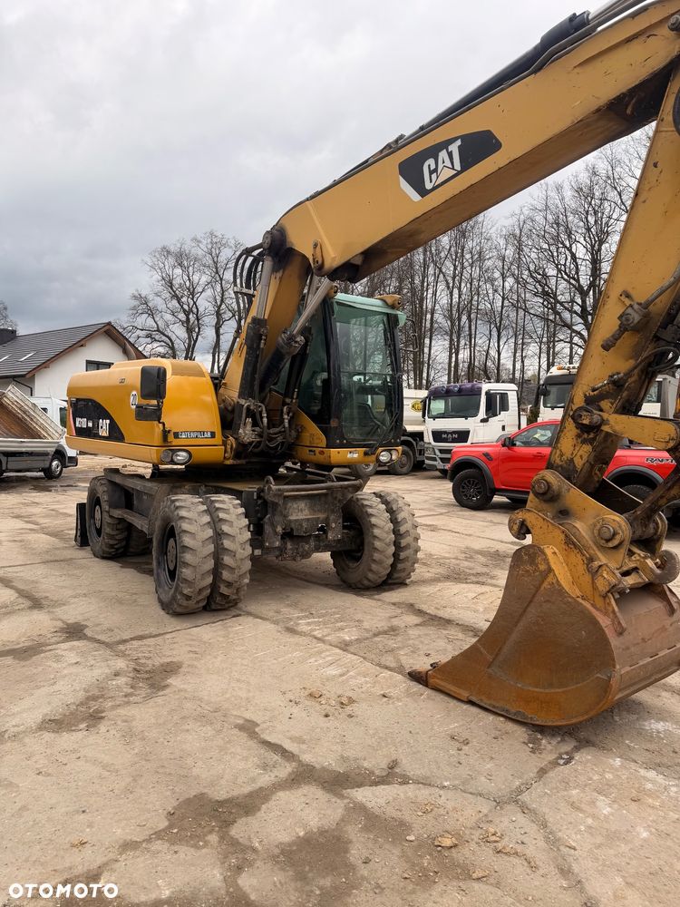 Caterpillar M318d - 3