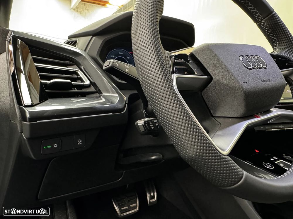 Audi Q4 e-tron 45 82 kWh SE Business - 7