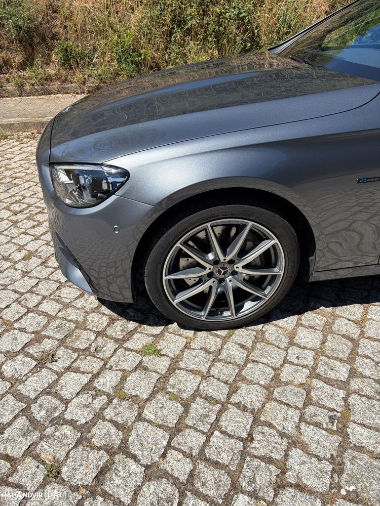Mercedes-Benz E 300 de 4Matic 9G-TRONIC AMG Line - 18