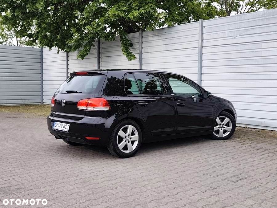 Volkswagen Golf 1.6 TDI DPF Highline - 2