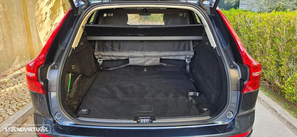Volvo XC 60 2.0 T6 PHEV Inscription AWD - 16