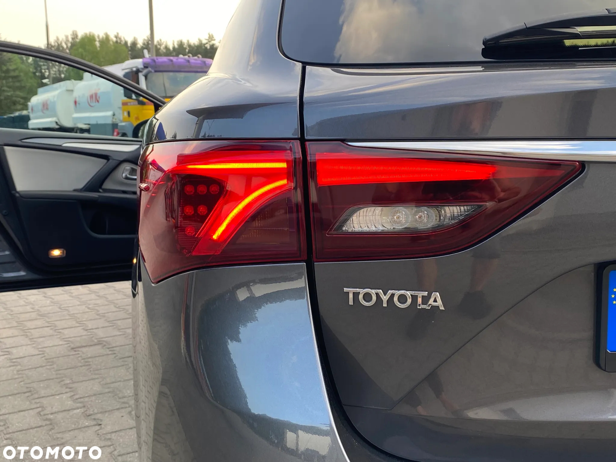 Toyota Avensis - 40