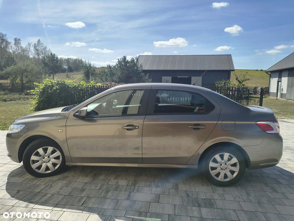Peugeot 301 1.2 Pure Tech Access - 4