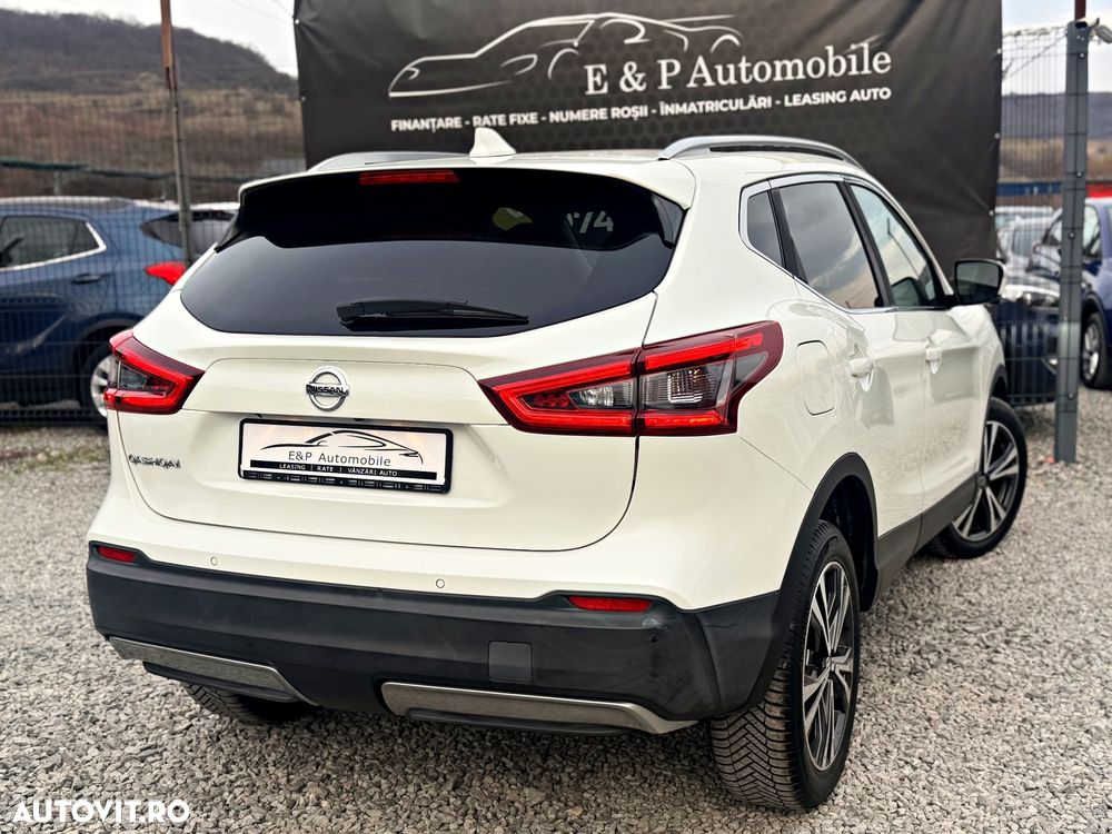 Nissan Qashqai 1.2 DIG-T Xtronic TEKNA - 4