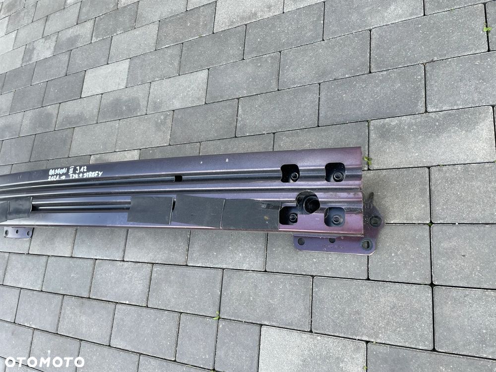BELKA TYLNA+STREFY NISSAN QASHQAI III J12  2022-- - 2
