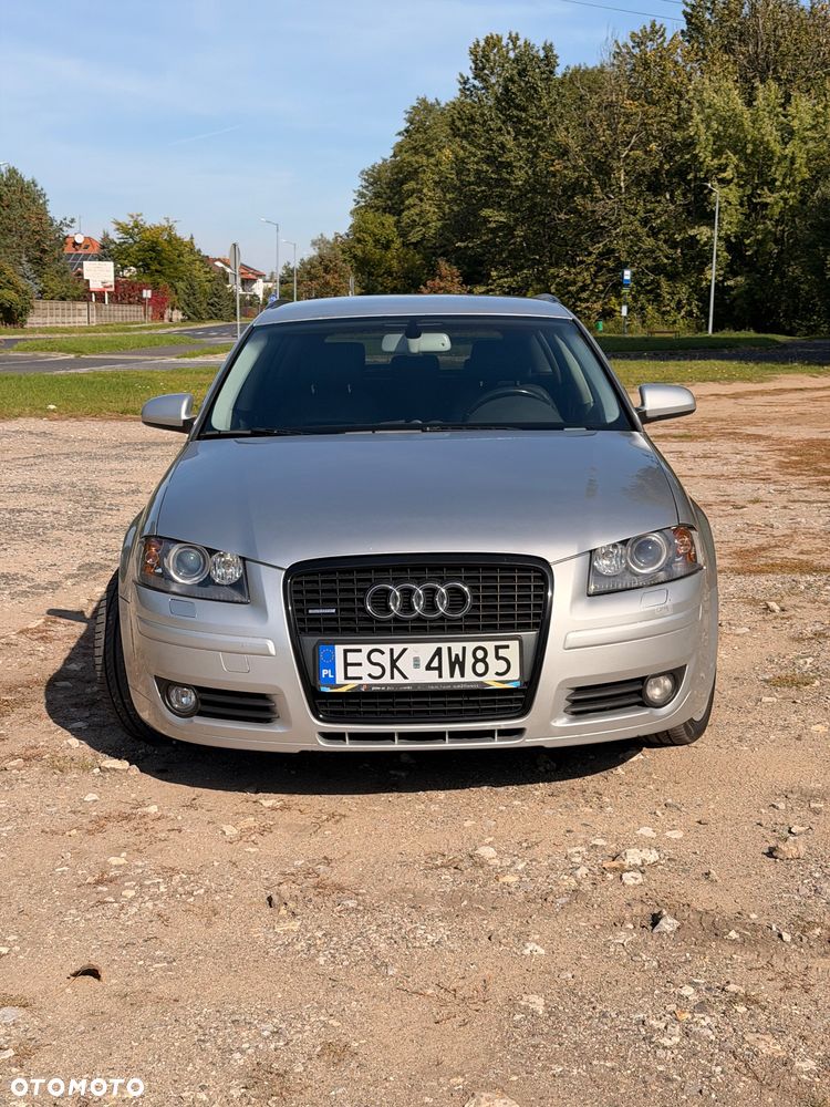 Audi A3 Sportback 2.0 TDI DPF quattro Ambition - 11