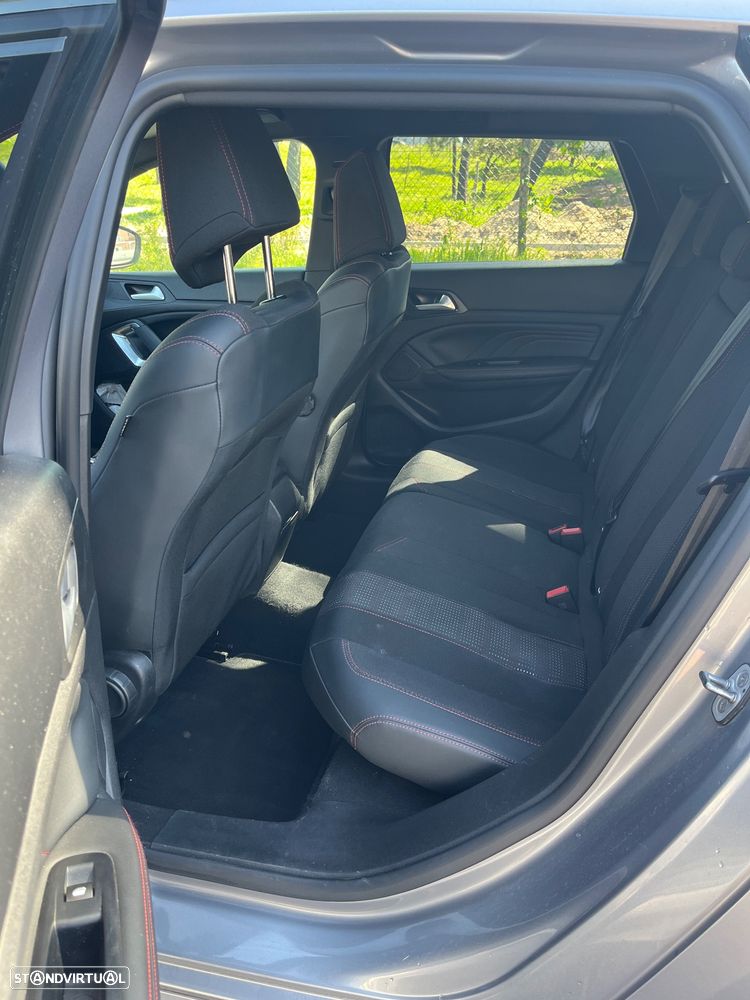 Peugeot 308 SW ver-puretech-130-eat6-stop-start-gt--line-edition - 9