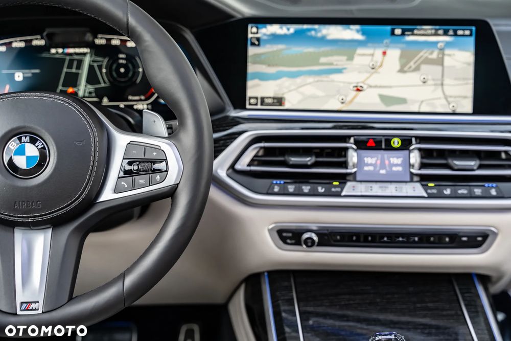 BMW X7 M50i sport - 19