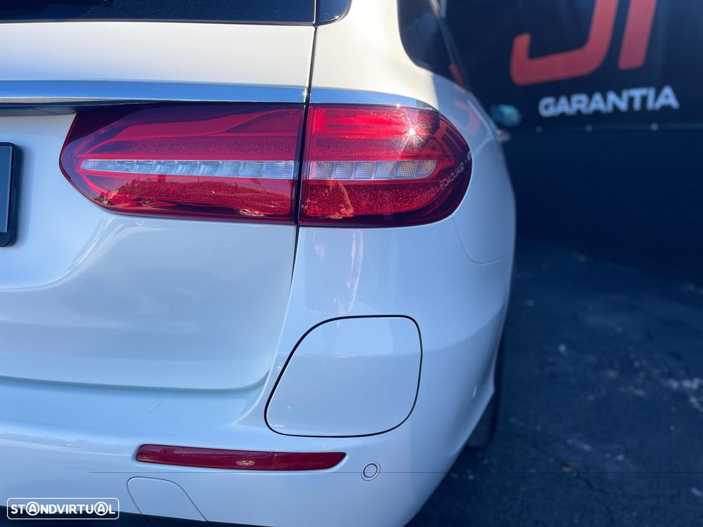 Mercedes-Benz E 300 de 9G-TRONIC AMG Line - 8