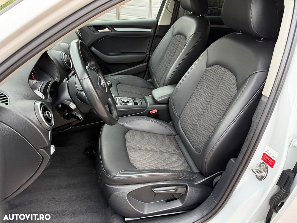 Audi A3 2.0 TDI Sportback Ambiente - 38