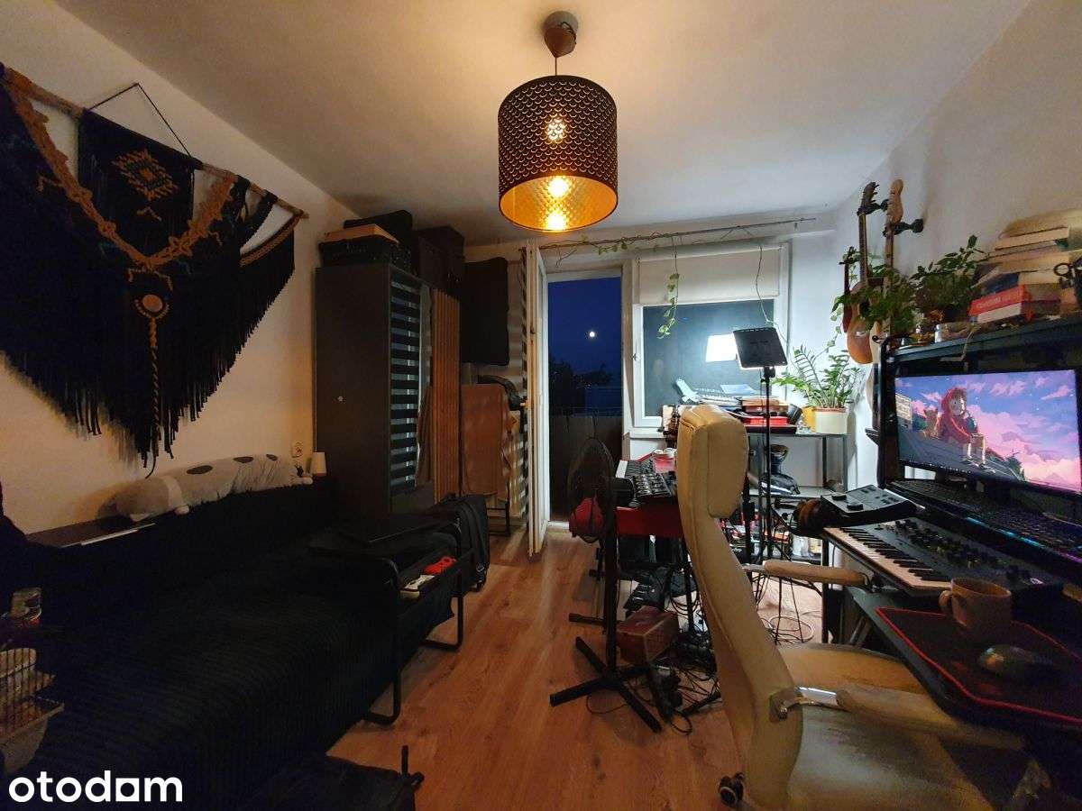 Spokojna okolica, skomunikowane, balkon i piwnica