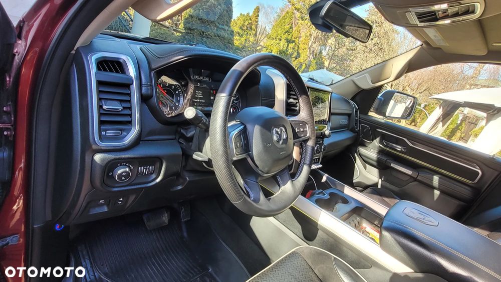 RAM 1500 Crew Cab Laramie - 8