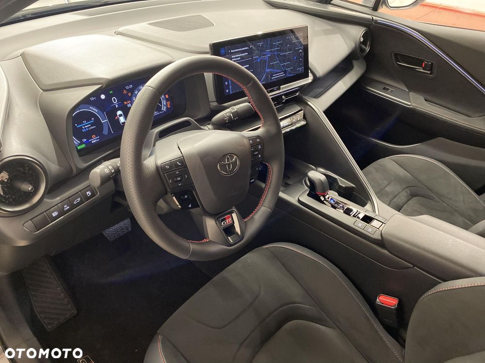 Toyota C-HR - 11