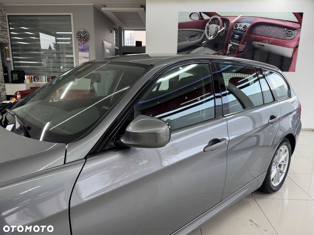 BMW Seria 3 - 24