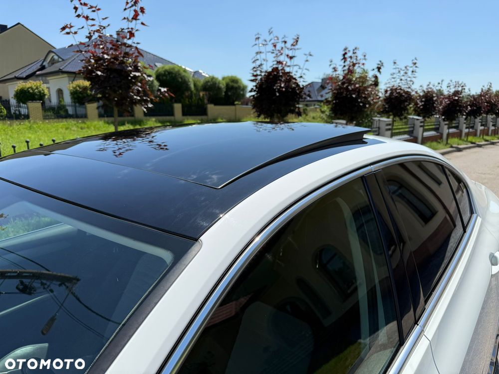 Volkswagen Passat 2.0 TDI BMT 4Mot Highline DSG - 15