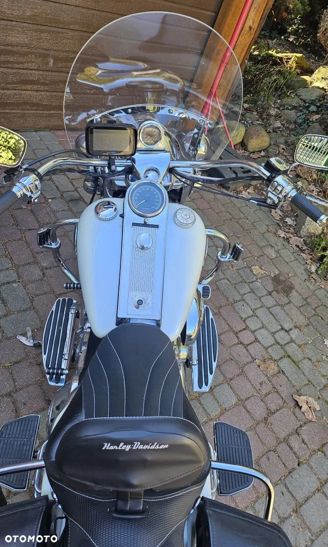 Harley-Davidson Touring Road King - 4