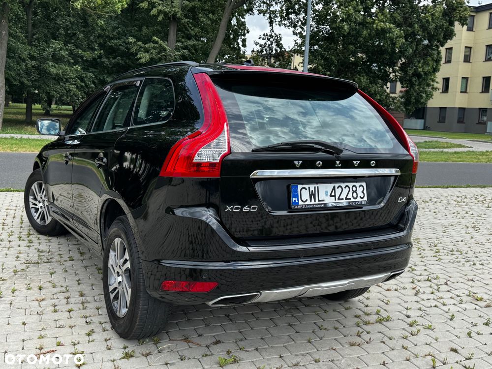 Volvo XC 60 D4 Geartronic Momentum - 21