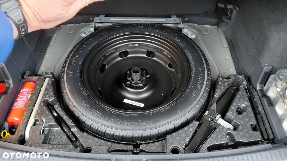 Volkswagen Tiguan - 11