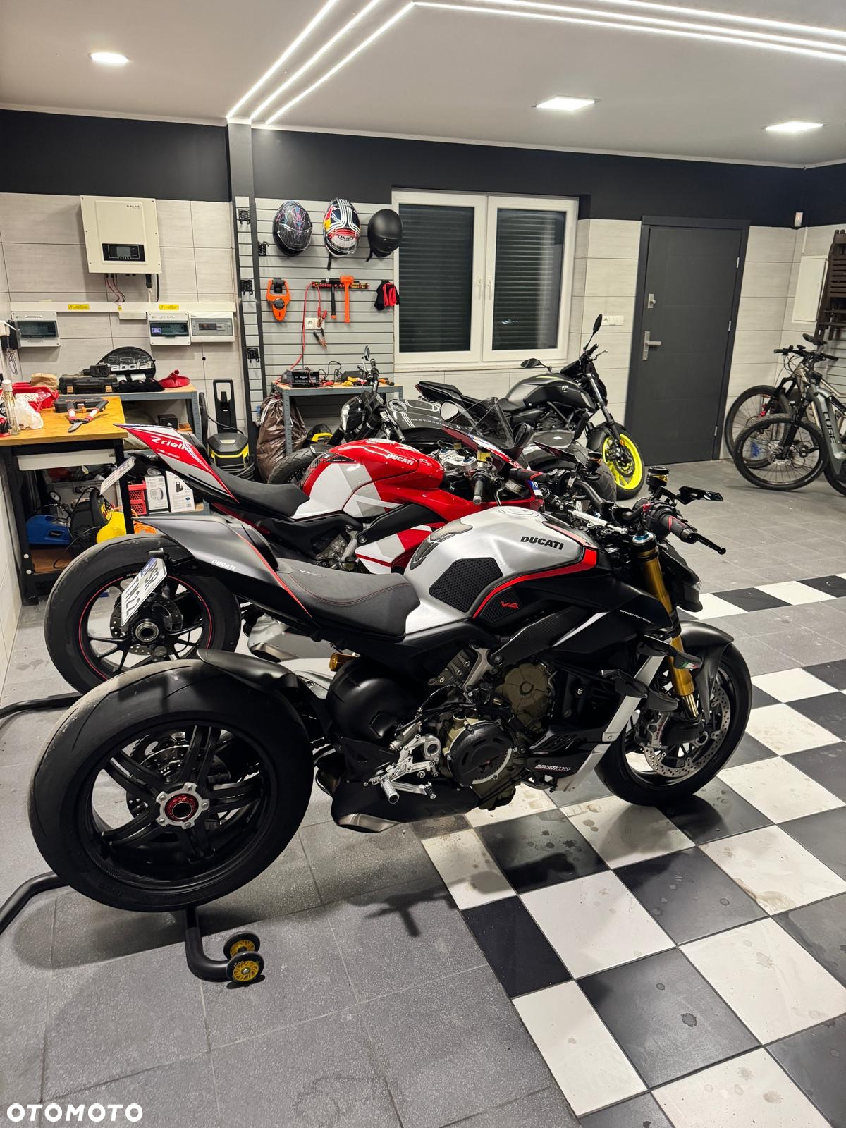 Ducati Streetfighter V4 - 10