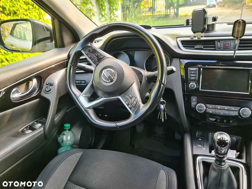 Nissan Qashqai 1.3 DIG-T Acenta - 17