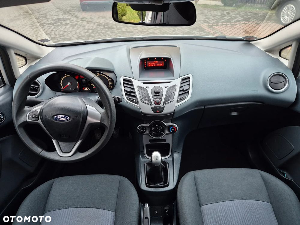 Ford Fiesta 1.25 Champions Edition - 15