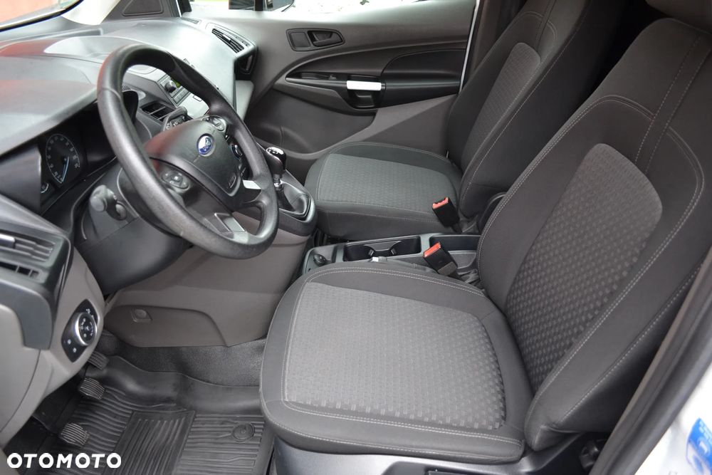Ford Transit Connect - 11