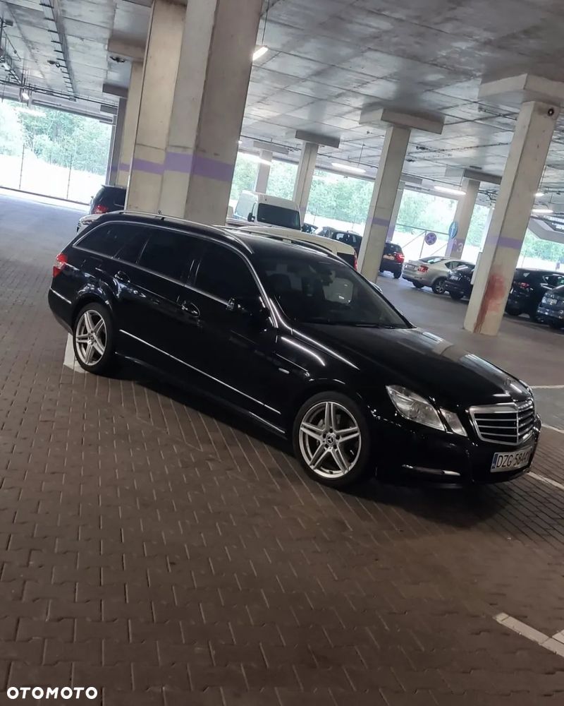 Mercedes-Benz Klasa E 250 CDI 4-Matic BlueEff Avantgarde - 17