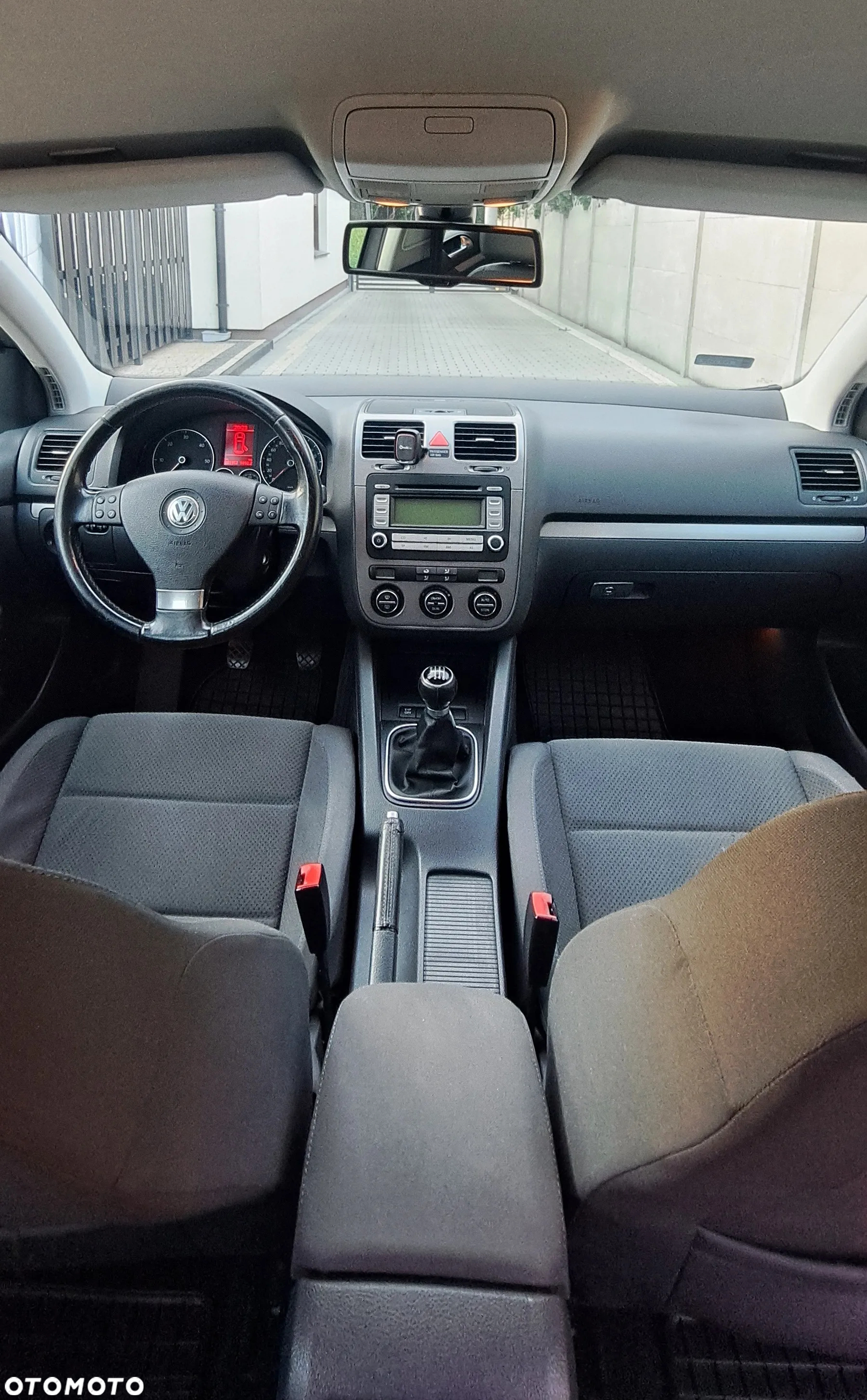 Volkswagen Golf - 12