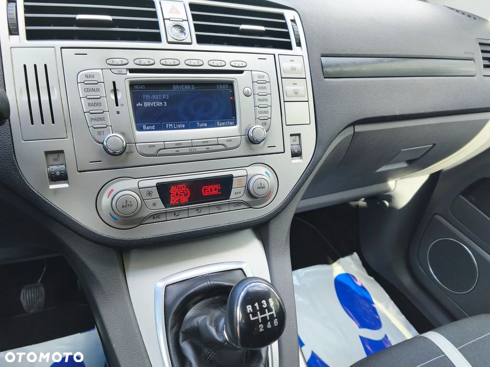 Ford Kuga 2.0 TDCi 4x4 Titanium - 18