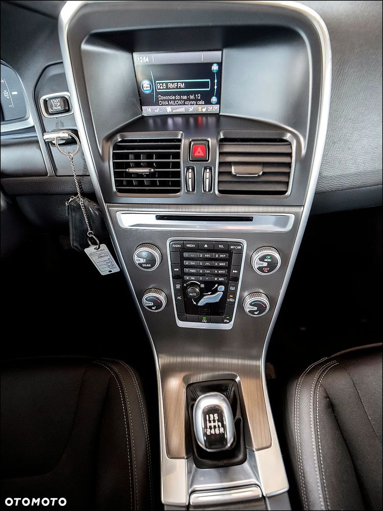 Volvo XC 60 - 25