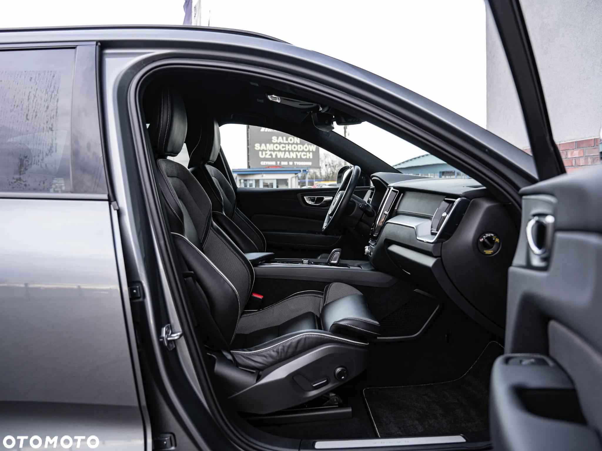 Volvo XC 60 B4 B Geartronic RDesign - 25