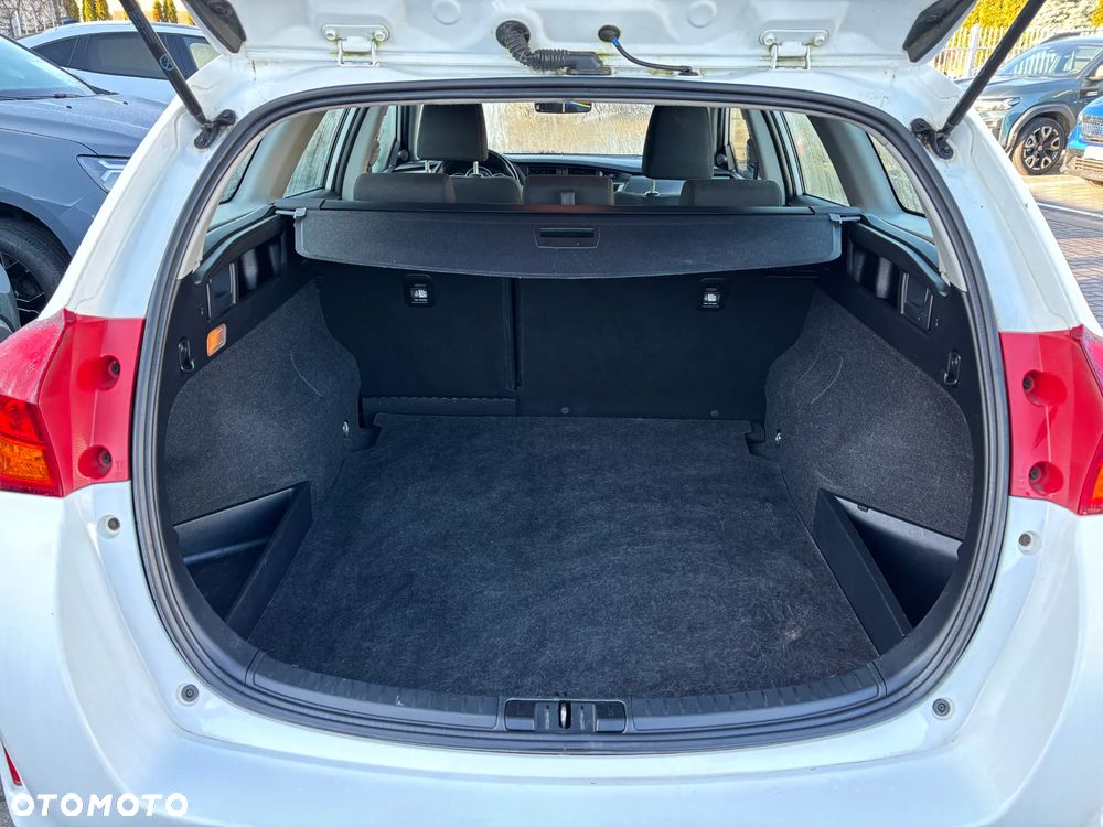 Toyota Auris 1.6 Active - 8