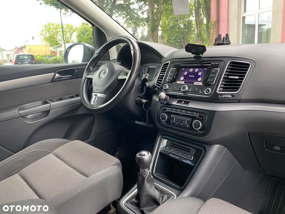 Volkswagen Sharan 2.0 TDI Comfortline - 25