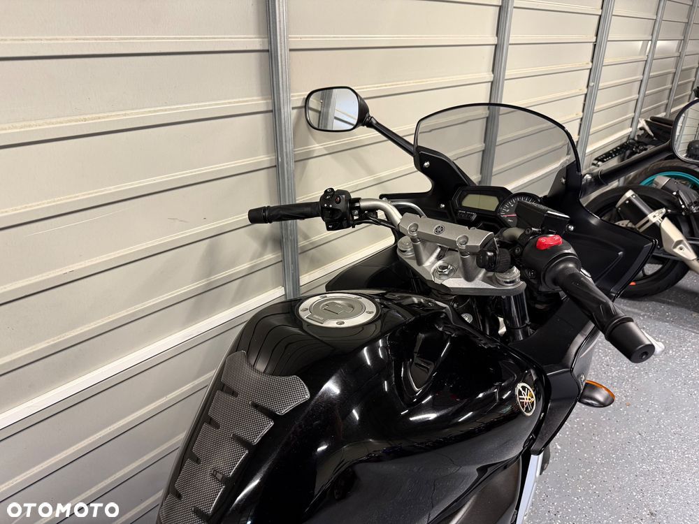 Yamaha FZ6 - 9