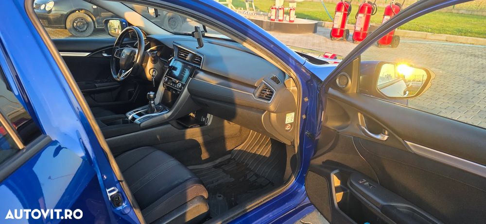 Honda Civic 1.5 VTEC Turbo Elegance Navi - 26